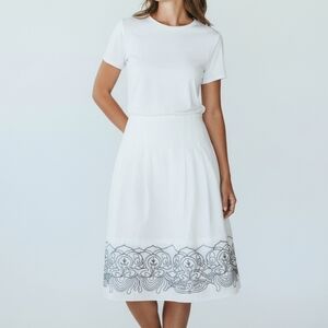Saint Tropez West White & Black Embroidered Cotton Skirt – Size 12